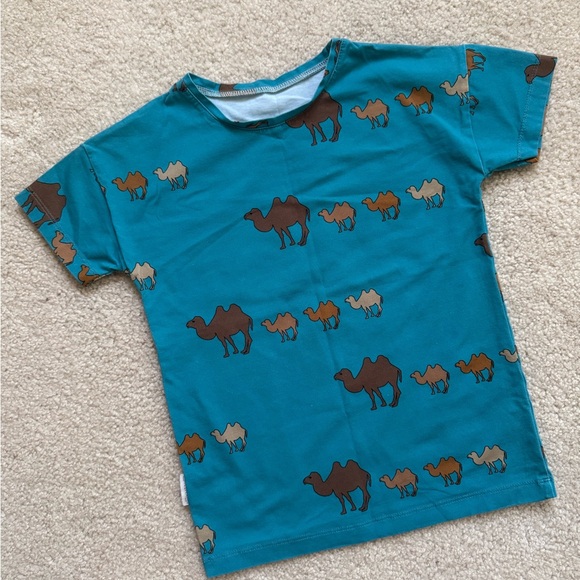 Polarn O. Pyret Other - Polarn O. Pyret Blue and Brown Camel Print Short Sleeve Tee